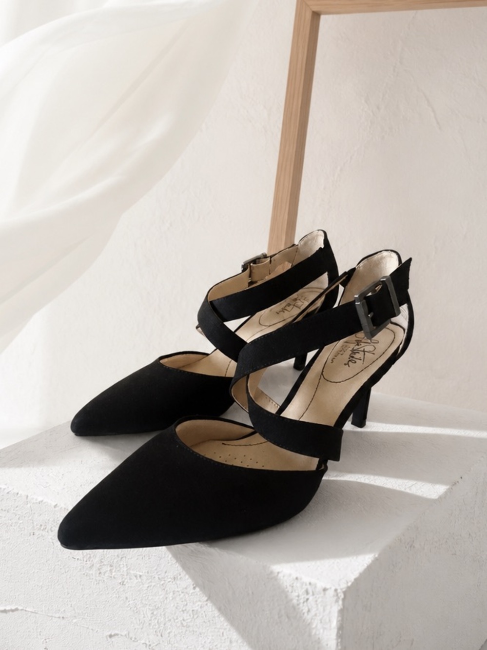 Jessica Simpson Black Pointed-Toe Crisscross Strap Heels
